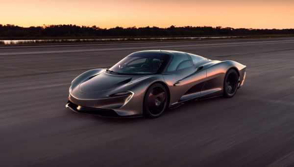 McLaren презентовала гиперкар Speedtail