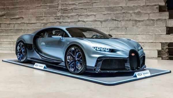 Bugatti сделала Chiron с почти 2-метровым антикрылом