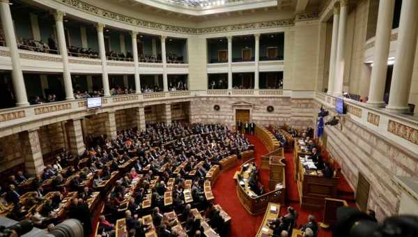 Парламент Франції. Його структура, порядок формування та повноваження